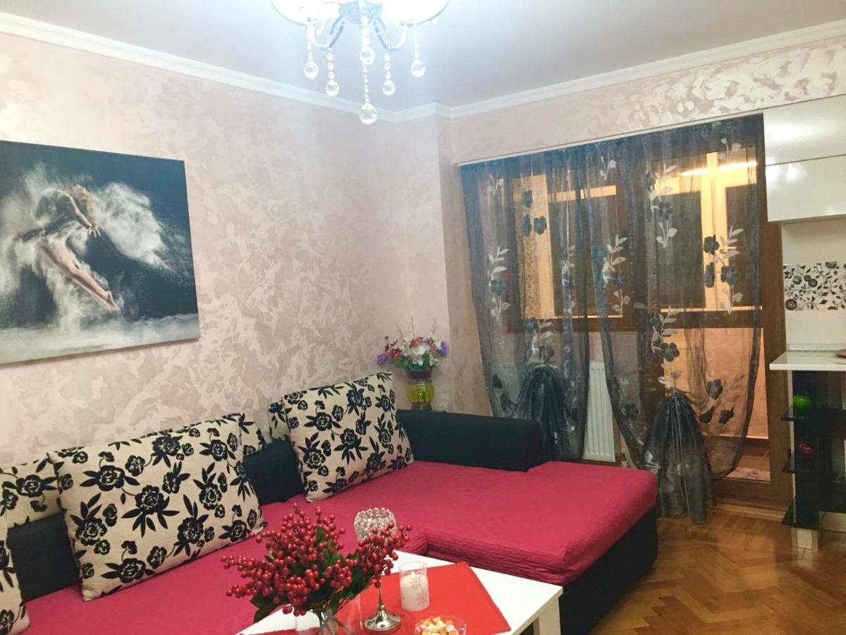 Tribunal Apartament Langa Faleza Dunarii Brăila Esterno foto