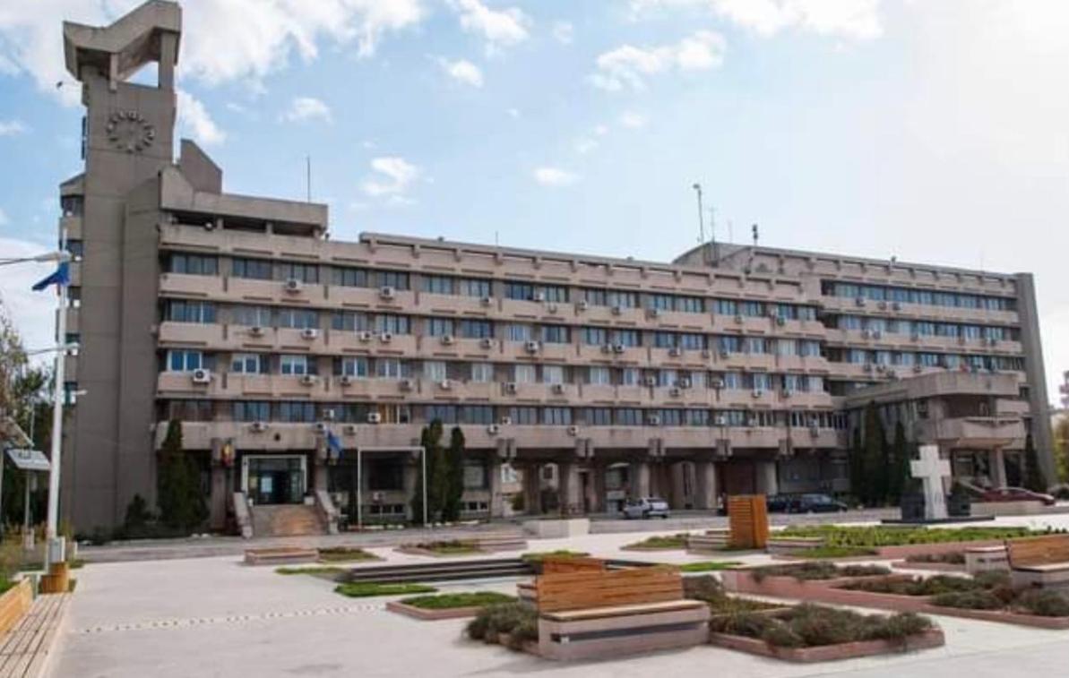 Tribunal Apartament Langa Faleza Dunarii Brăila Esterno foto