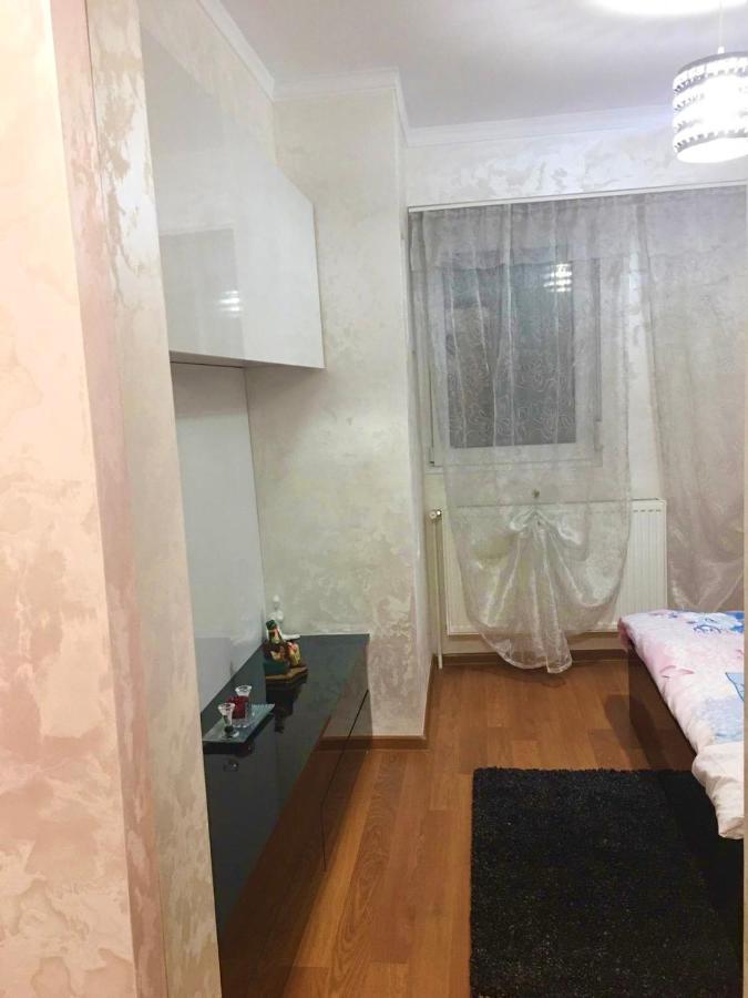 Tribunal Apartament Langa Faleza Dunarii Brăila Esterno foto